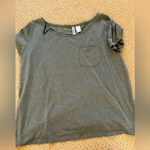 Black and green pocket tees from H&M